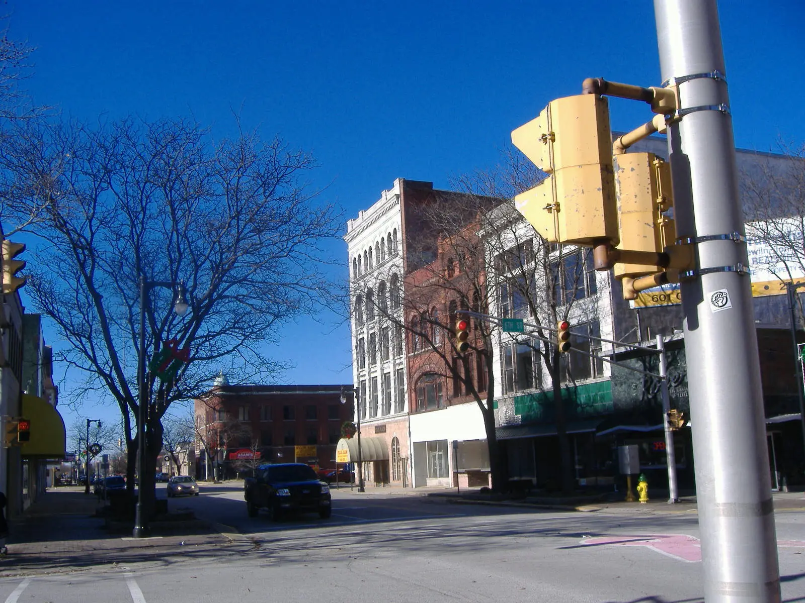 500 block of Wabash Avenue, downtown Terre Haute